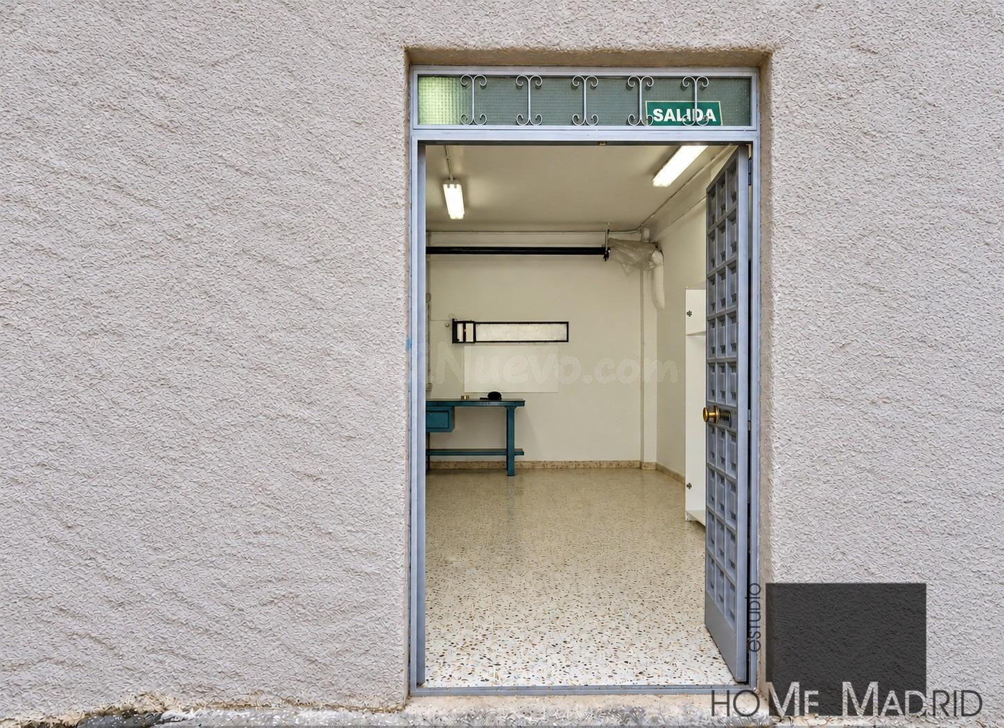 ESTUDIO HOME MADRID OFRECE local comercial de 36 m2, a pie de calle en el barrio de Ciudad Lineal.