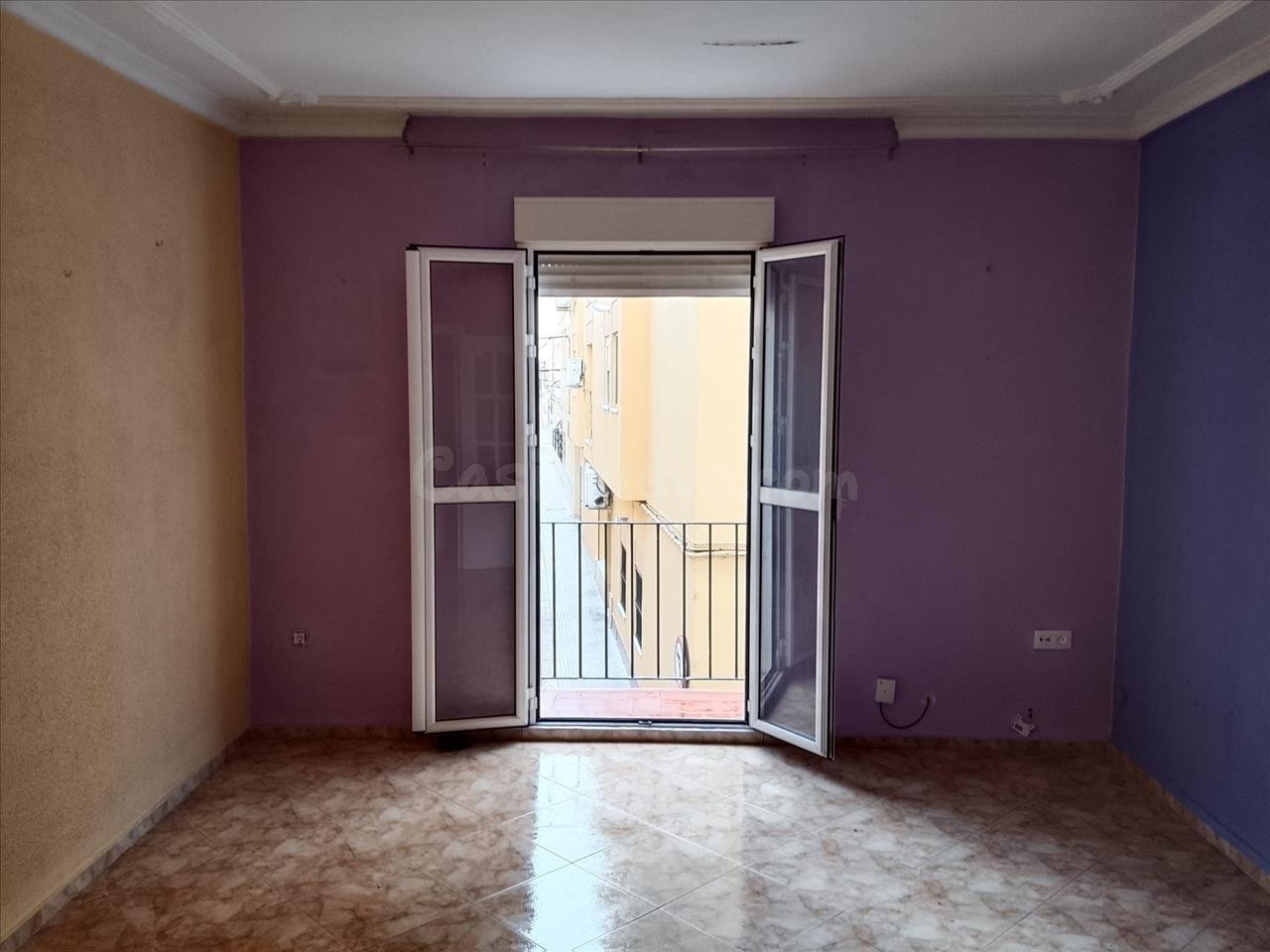 Piso de 110 m2 con 5 dormitorios y terraza en San Fernando - foto 2