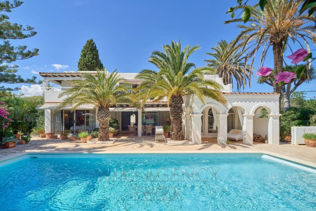 Casa-Chalet en Venta en Santa Eularia Des Riu Baleares