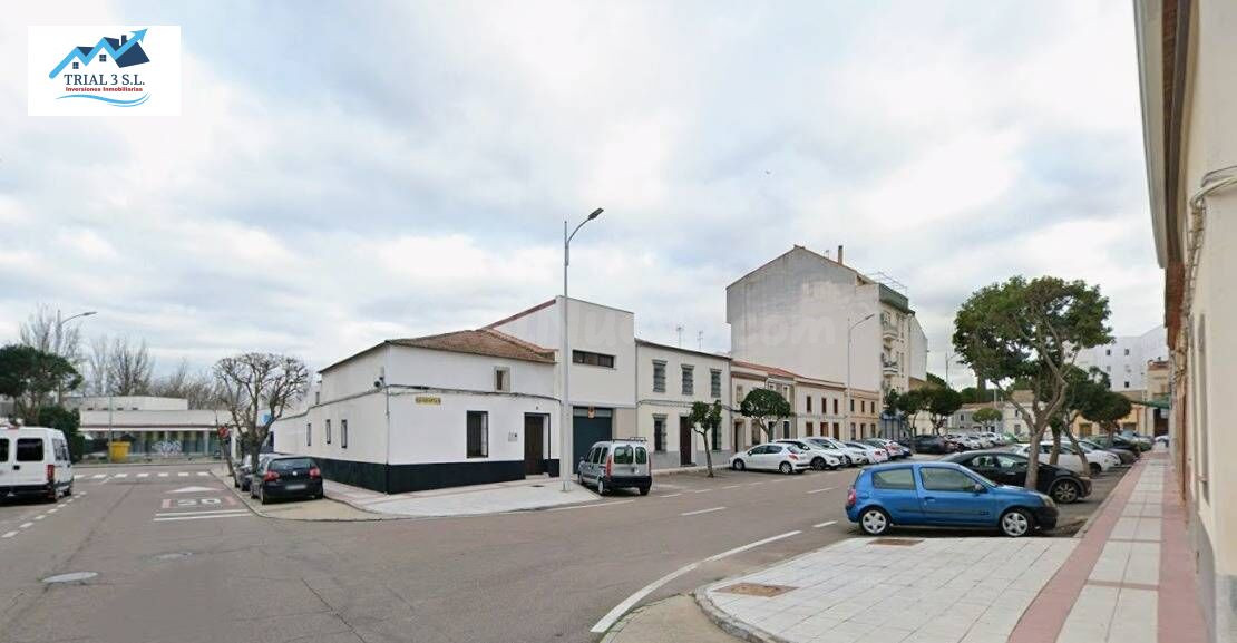 Venta de Casa en Don Benito (Badajoz) - foto 2