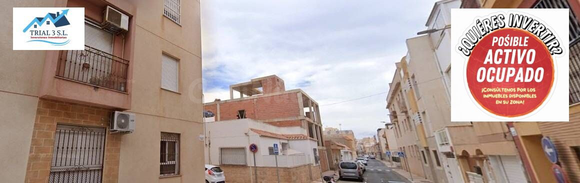 VENTA DE APARCAMIENTO EN ROQUETAS DE MAR.