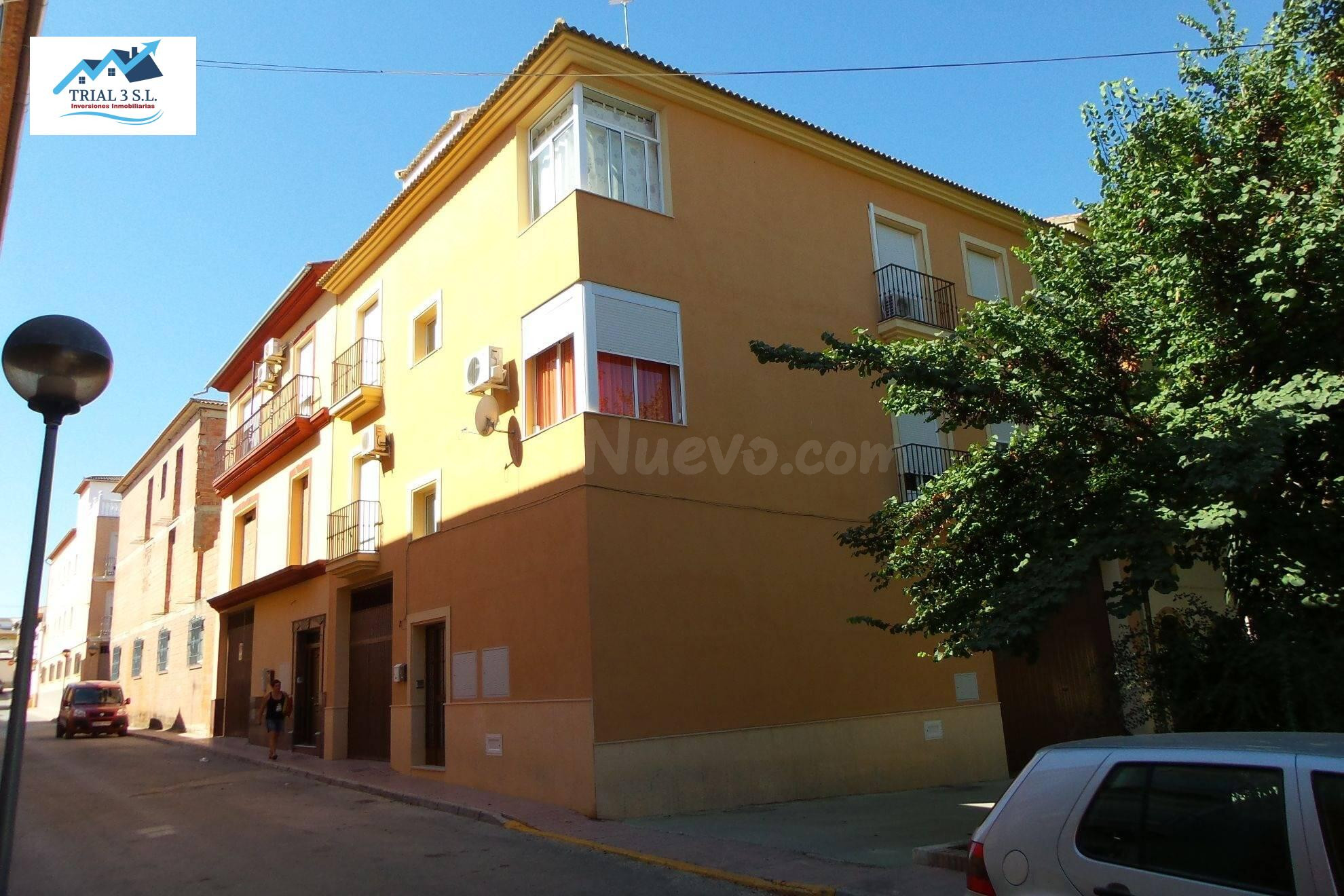 Venta almacén en Benamejí (Córdoba)
