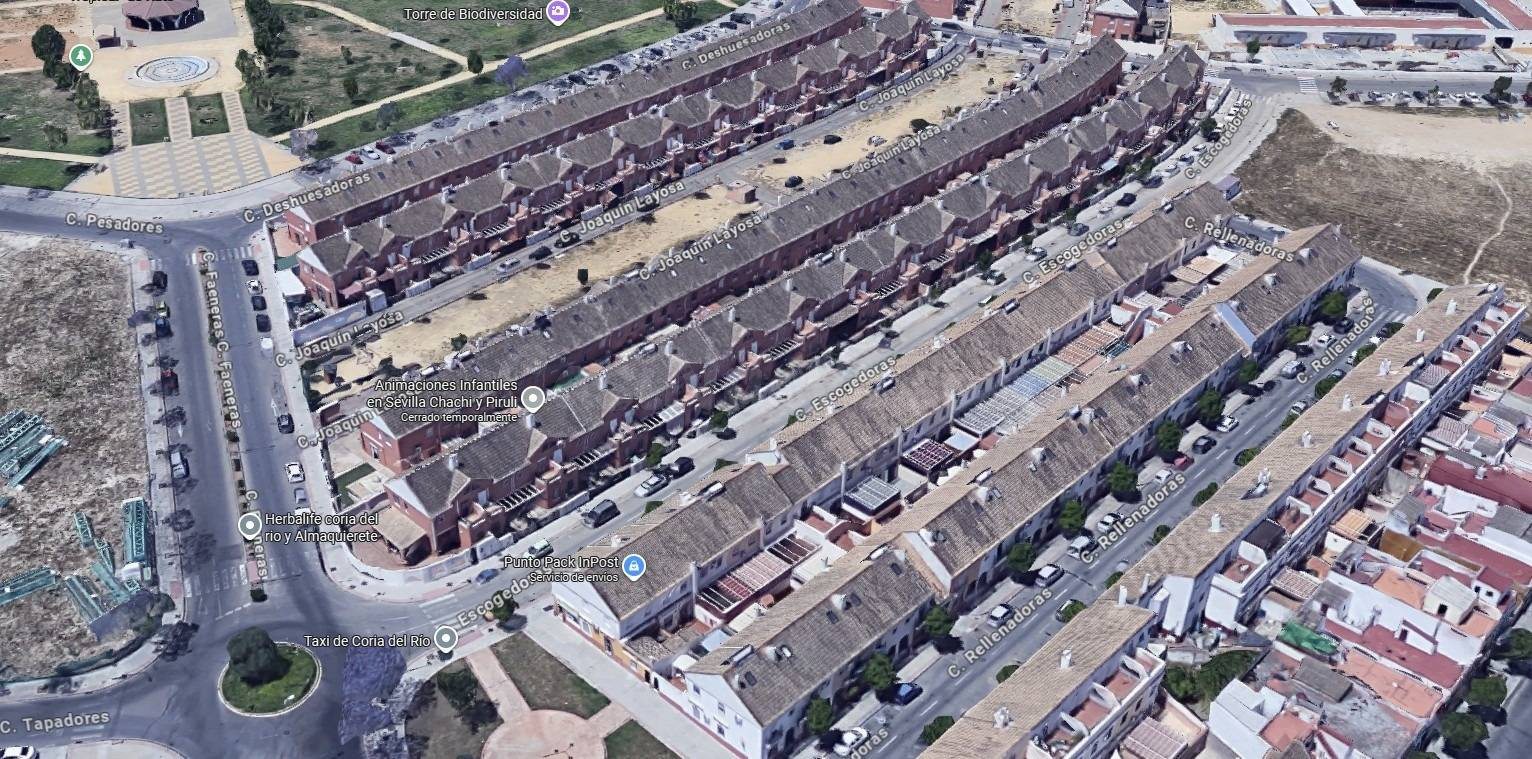 Venta casa en Coria del Rio (Sevilla) - foto 2