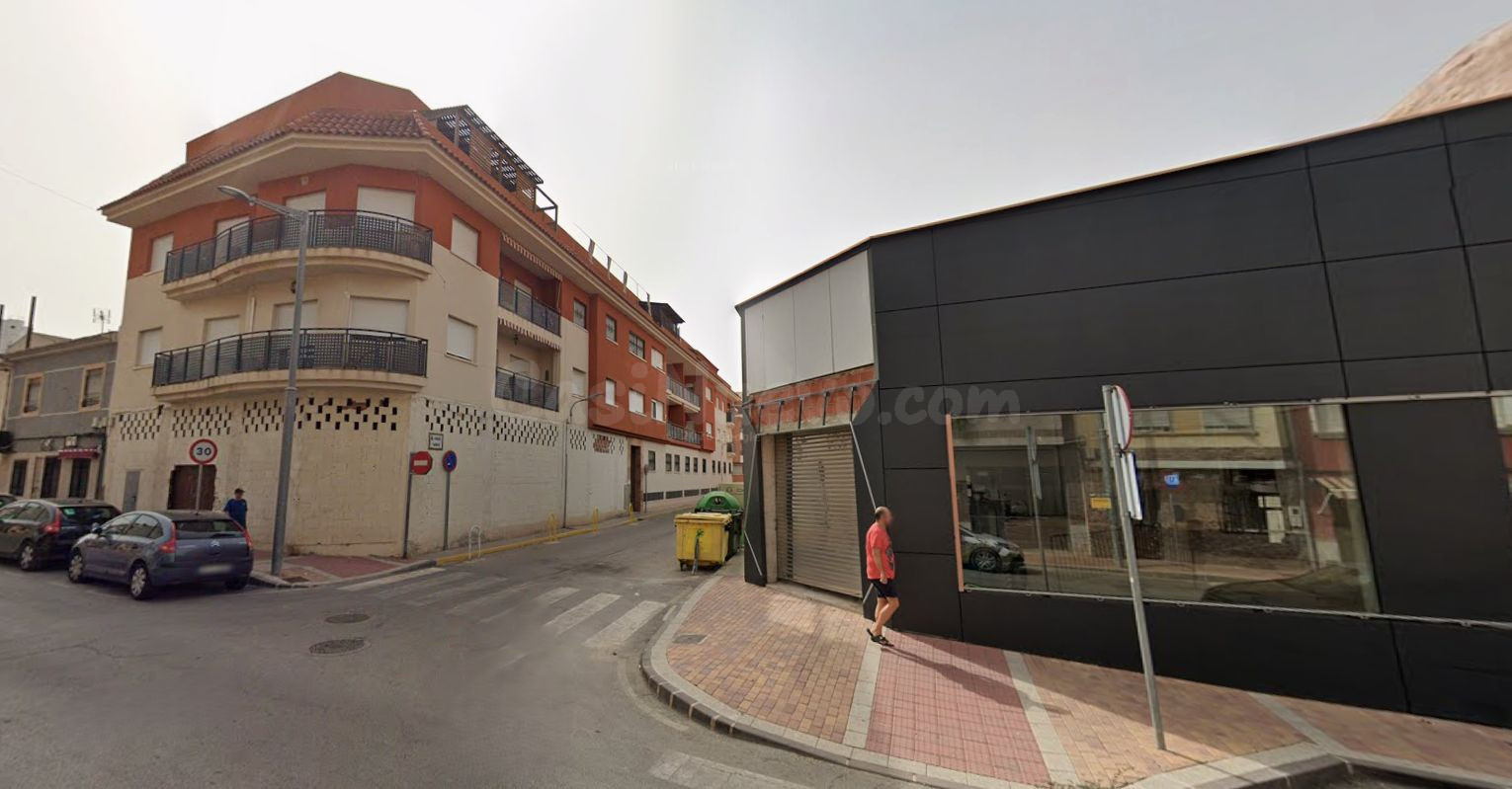 Casa 4 habitaciones 138m² en venta - Poligono industrial la capellania