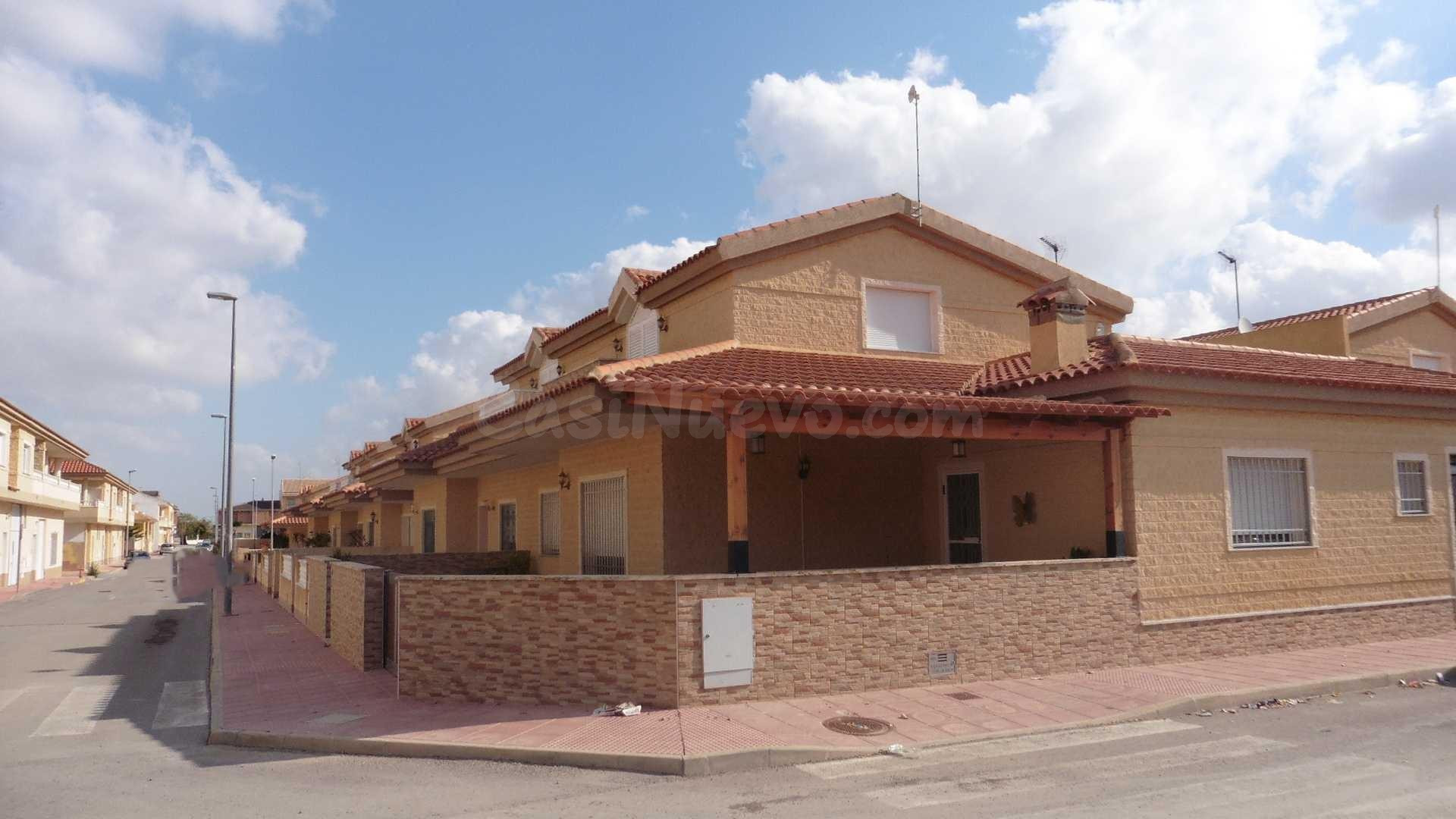 Casa 6 habitaciones 206m² en venta - ROLDÁN