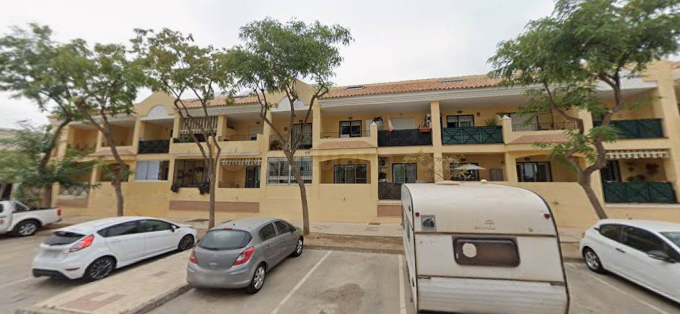 VENTA DE CASA EN TORREMOLINOS ( MALAGA ) + 2 GARAJES Y TRASTERO