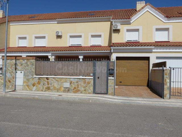 Casa 6 habitaciones 168m² en venta - Castilla la mancha - foto 2