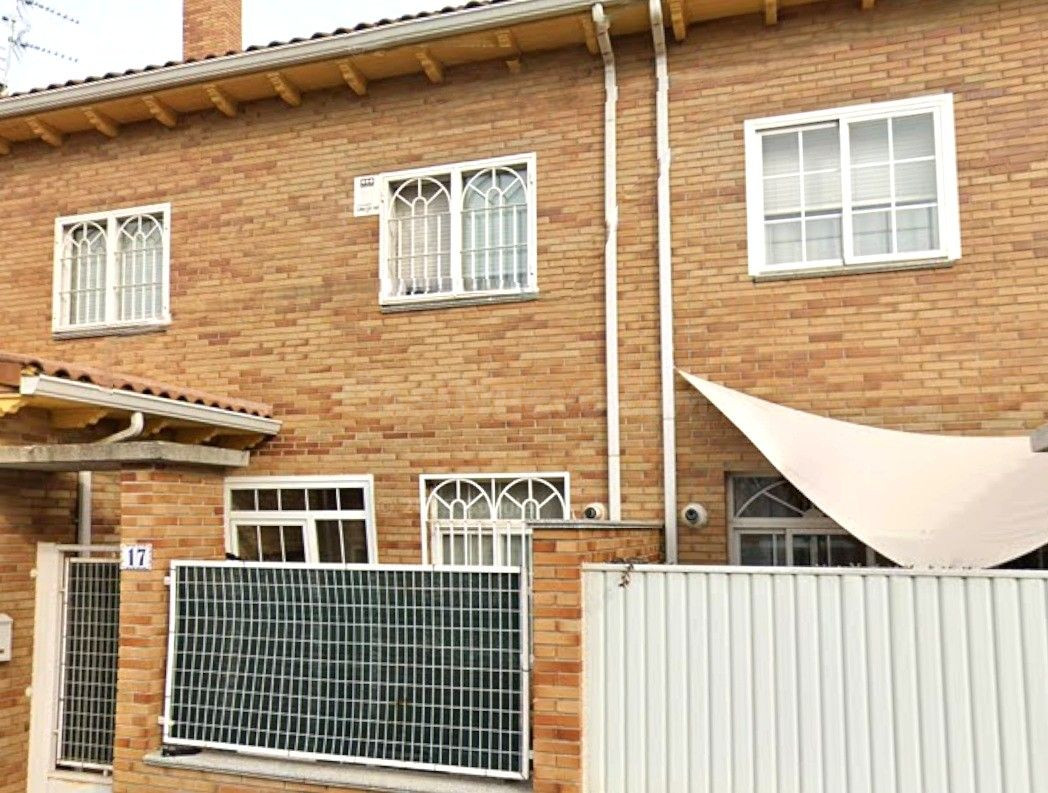 Venta adosado en Seseña - foto 3