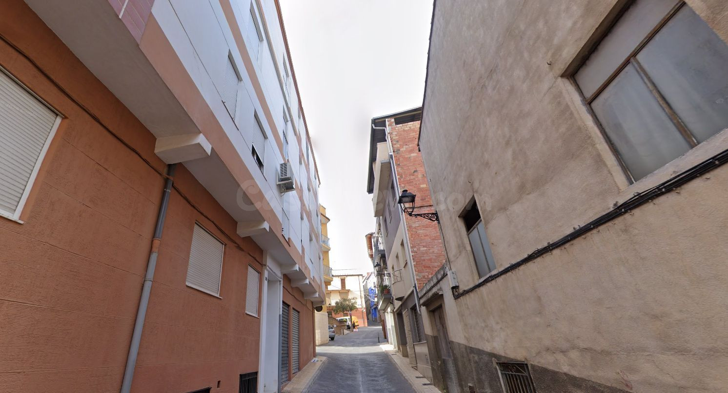 Venta piso en  Llutxent (Valencia) - foto 2