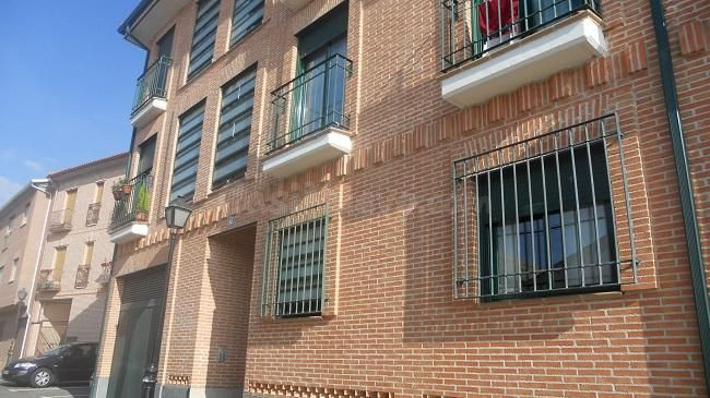 Venta piso en Cabaña de la Sagra - foto 2