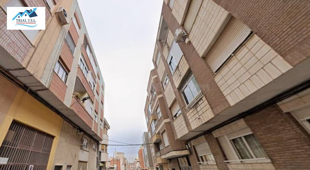VENTA DE PISO EN YECLA.