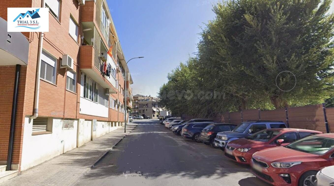 Venta local comercial en Velilla de San Antonio (Madrid)