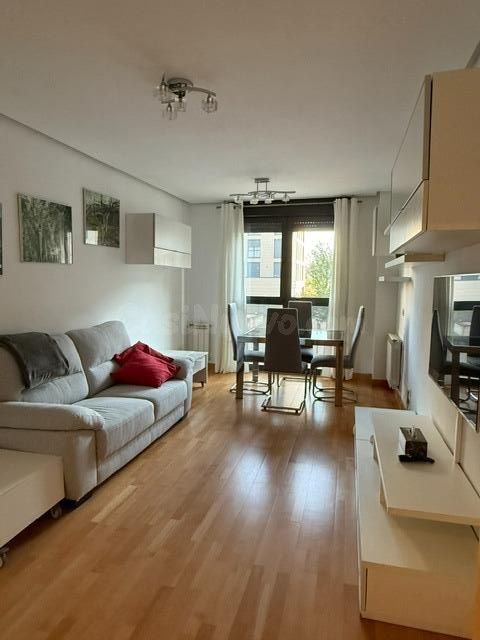 PISO 2 habitaciones CON GARAJE Y TRASTERO EN ZONA PEÑACASTILLO