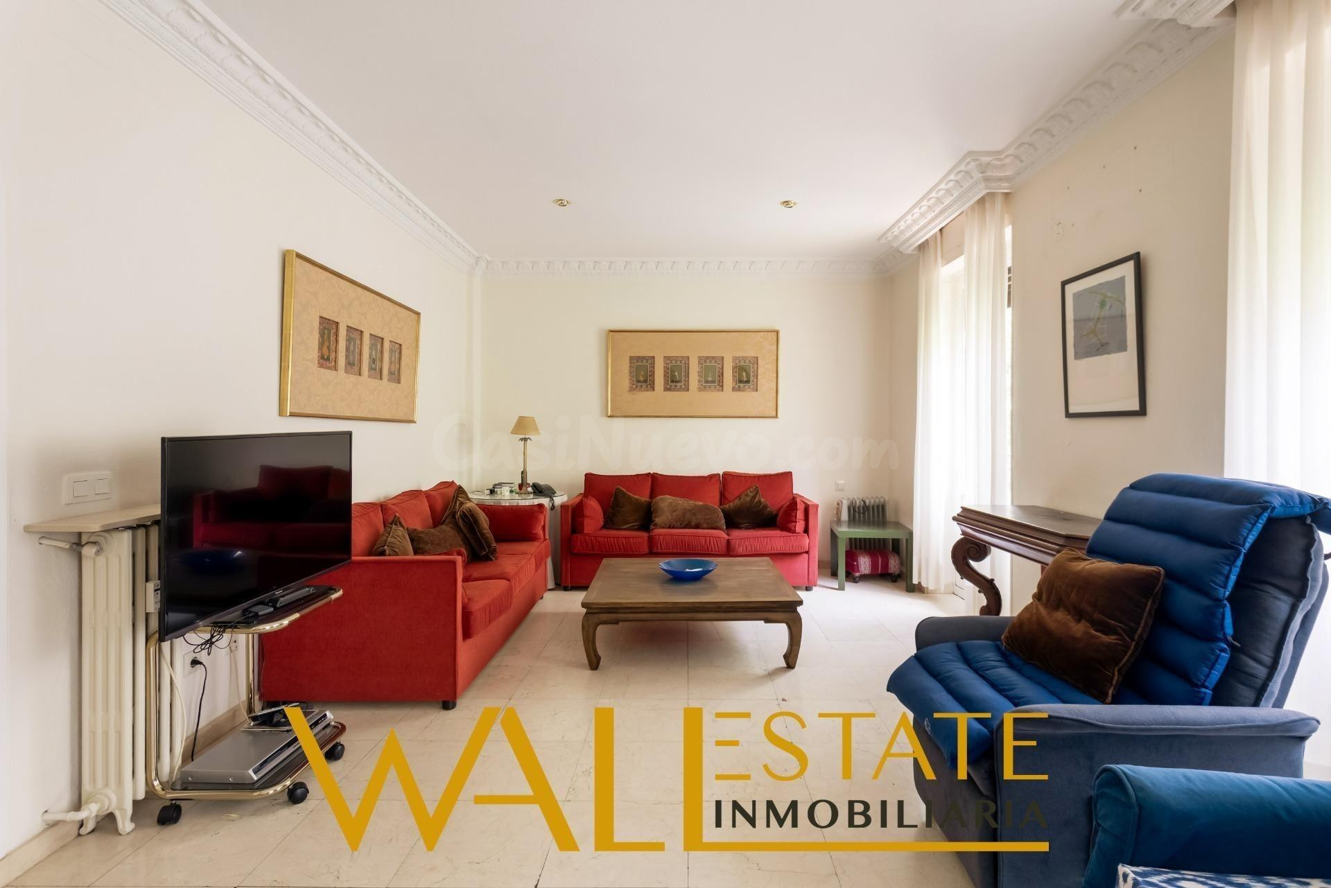Amplio piso en venta en Chamberí - foto 2