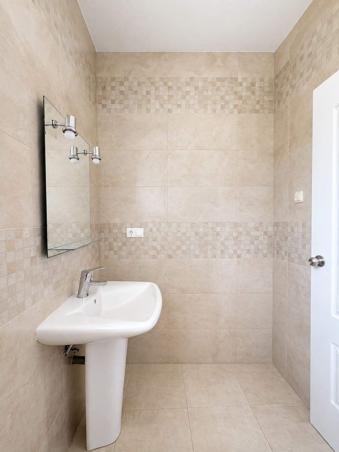 Magnífico Chalet en Pueblo Acantilado - Lanuza, El Campello - foto 4