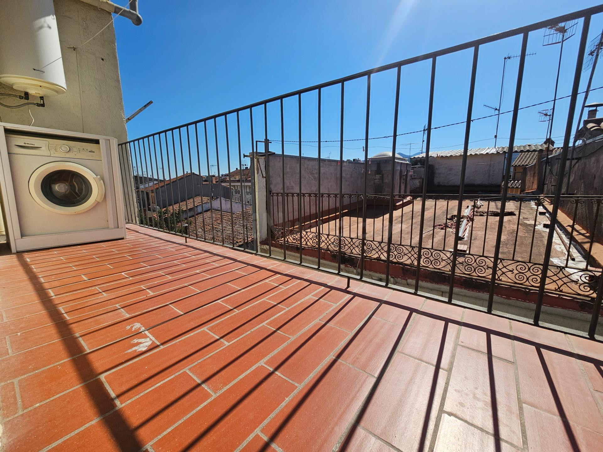 PISO EN EL CENTRO DE LA VILA - foto 4