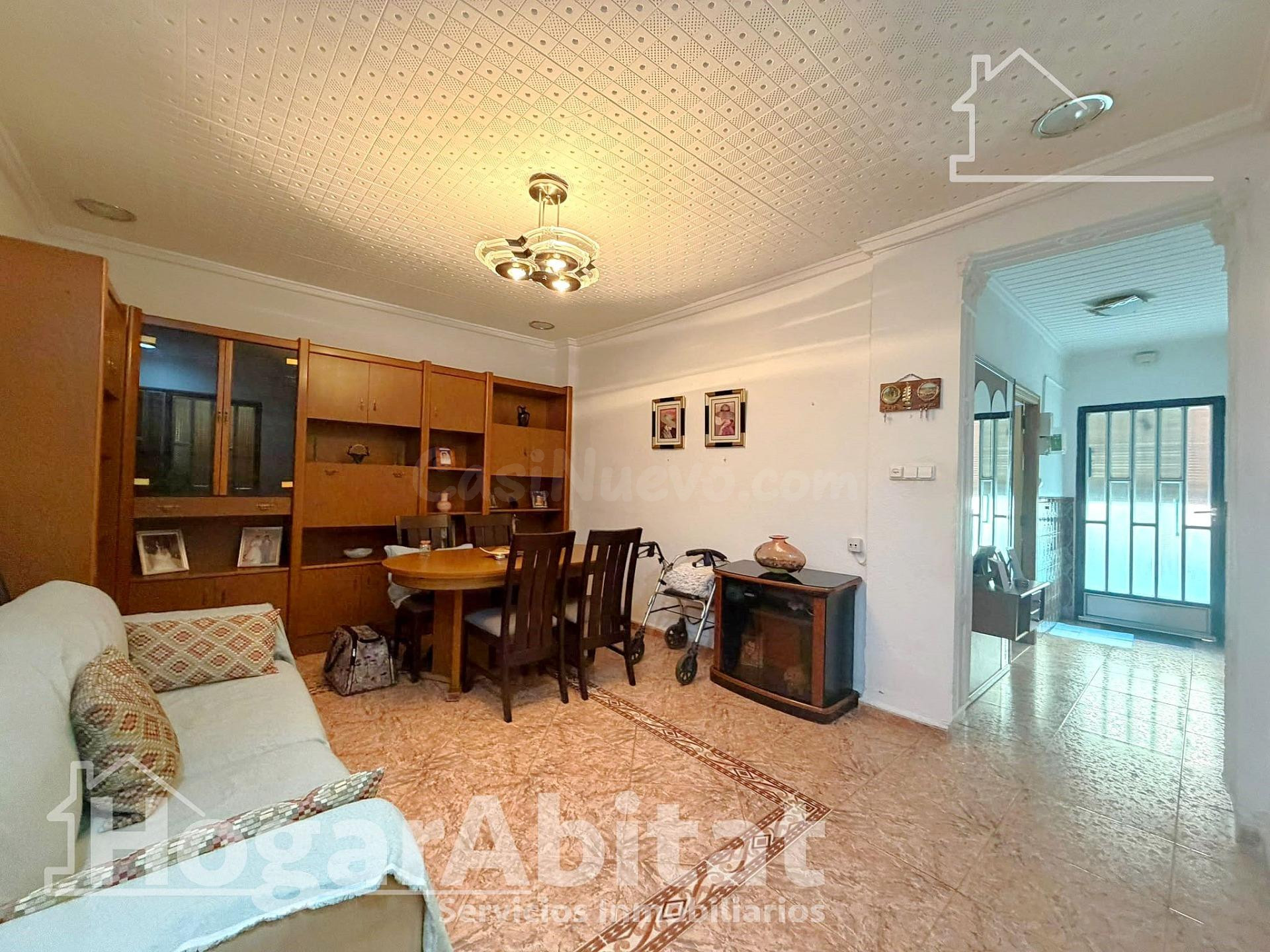 ¡En buena zona! Casa amplia y luminosa con gran terraza y ba - foto 5