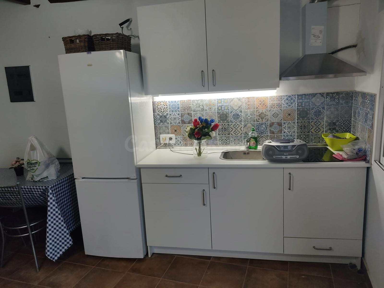 ALQUILER DE PEQUEÑA CASA TERRERA ARAFO