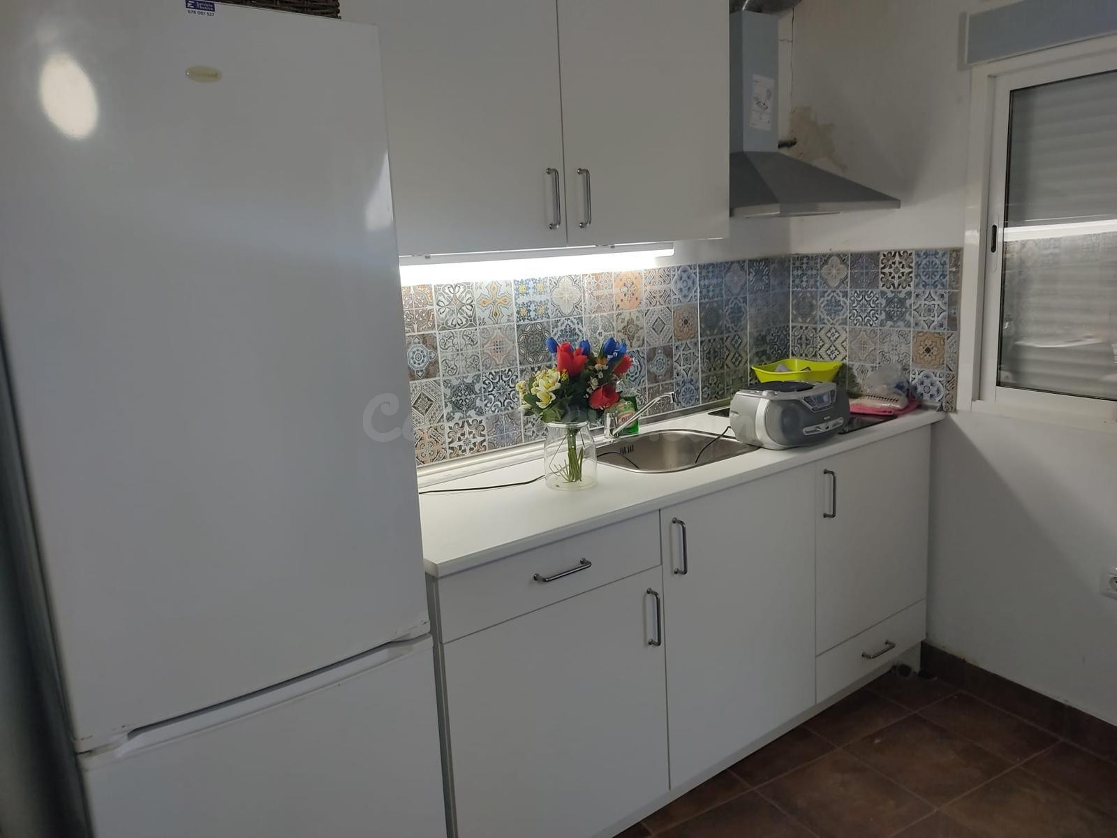 ALQUILER DE PEQUEÑA CASA TERRERA ARAFO - foto 2
