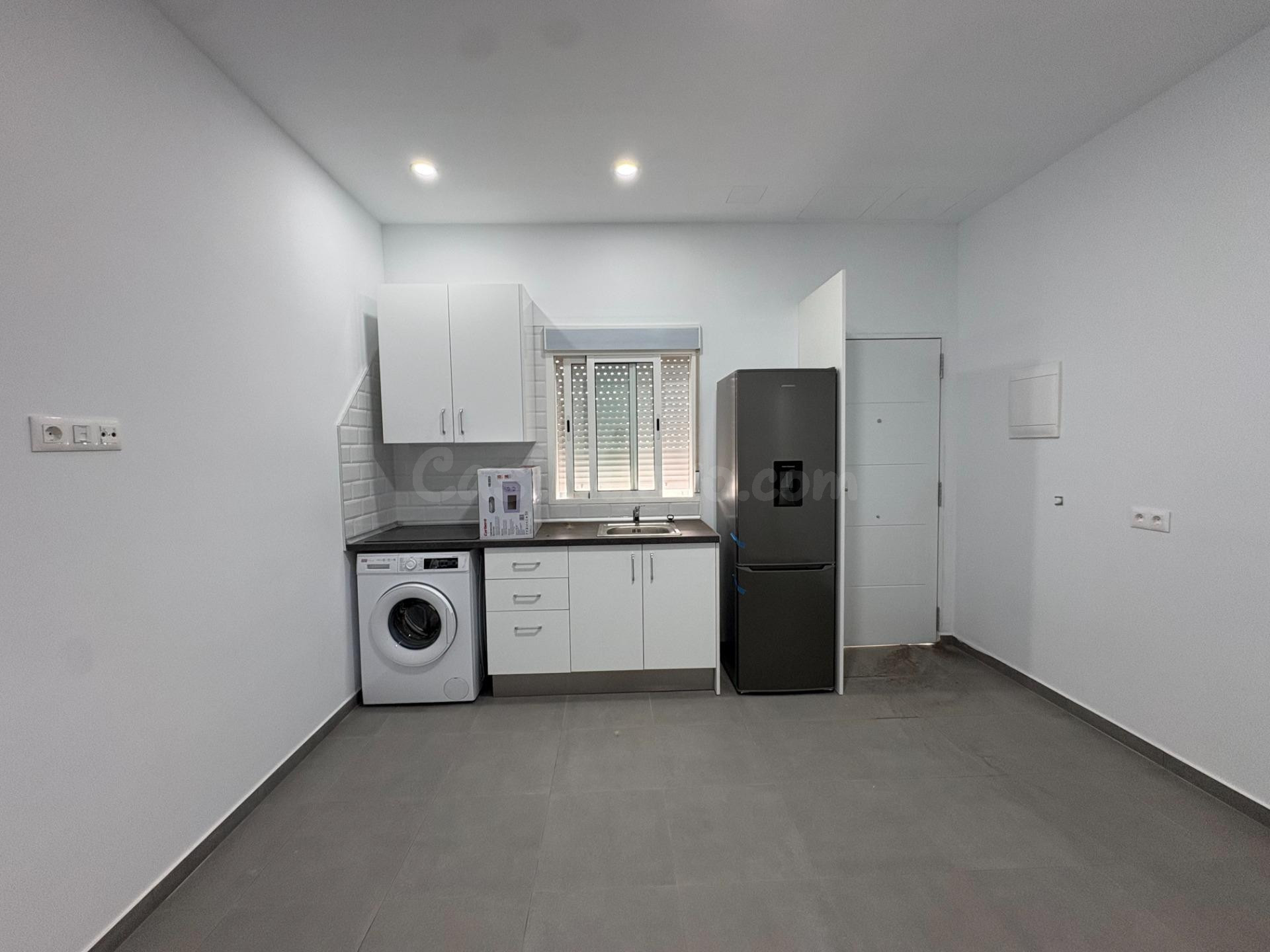 Apartamento 1 habitación 50m² en alquiler - Llano del Moro