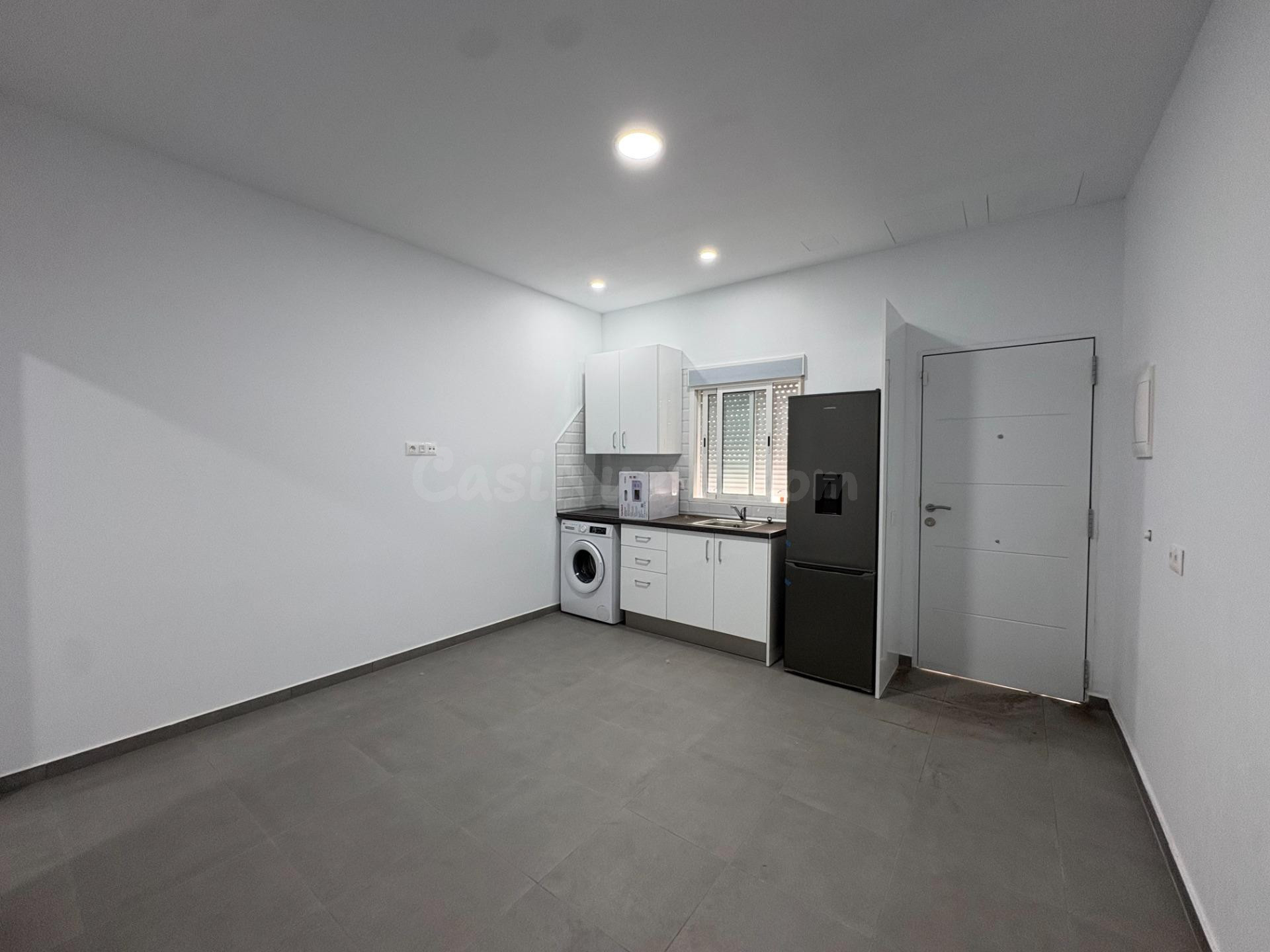 Apartamento 1 habitación 50m² en alquiler - Llano del Moro - foto 2