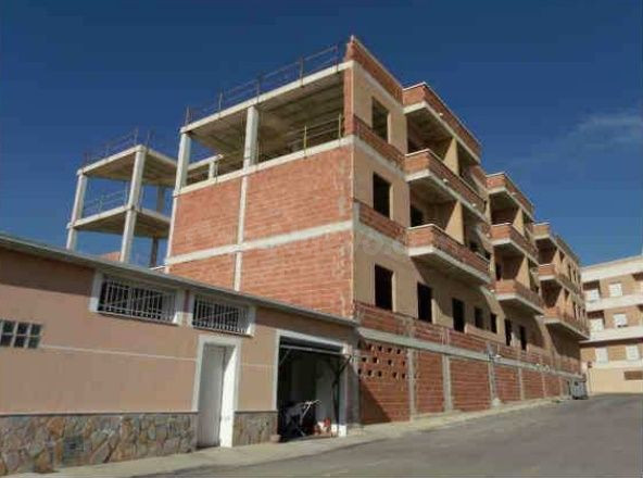 Edificio en construcción a la venta