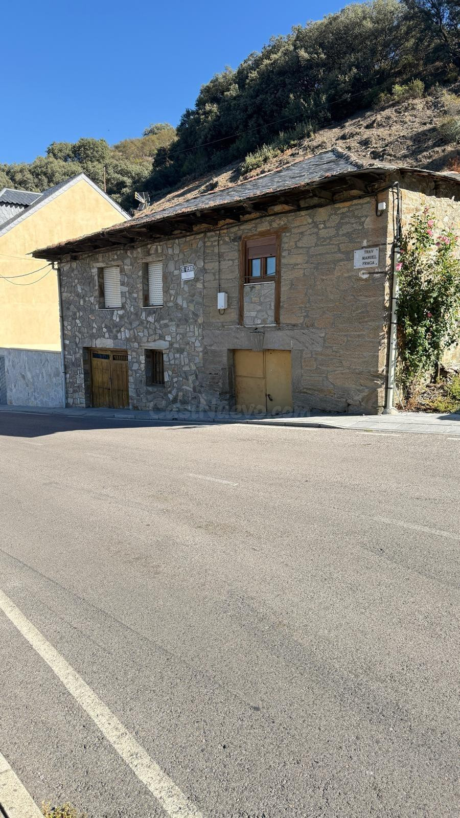 CASA CON TERRENO EN EL CAMINO DE SATIAGO (MOLINASECA)