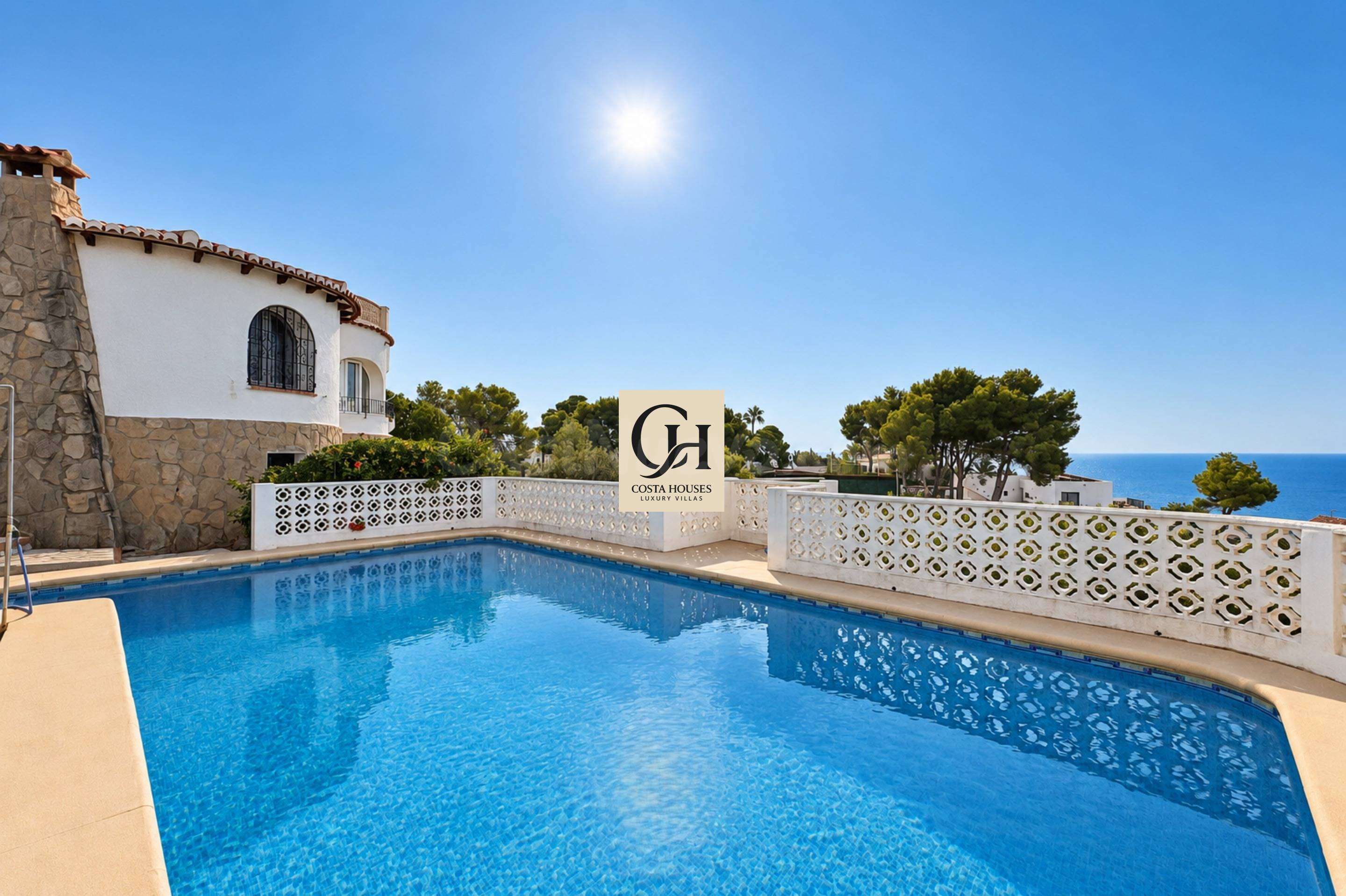 VILLA MIRABEL · VISTAS AL MAR Y CALMA MEDITERRANEA EN JAVEA