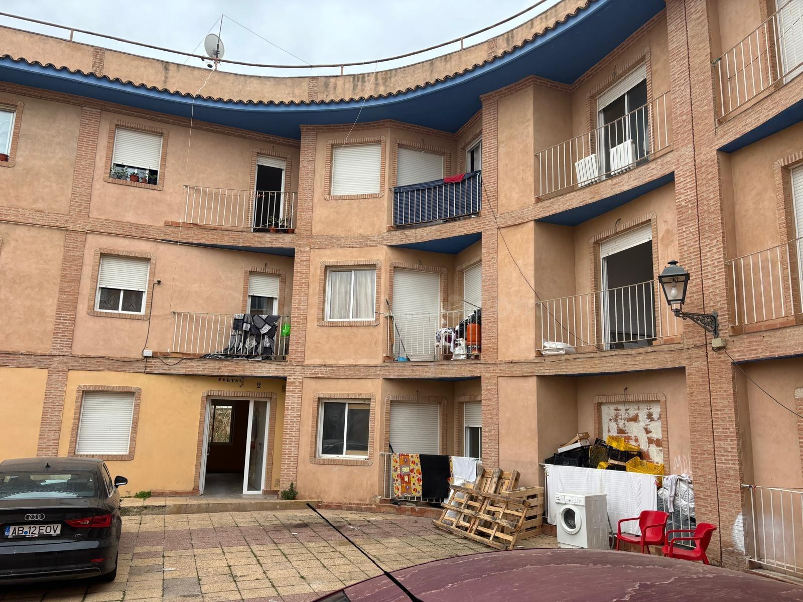Piso para reformar en Calle Joaquín Costa, Ricla - foto 2