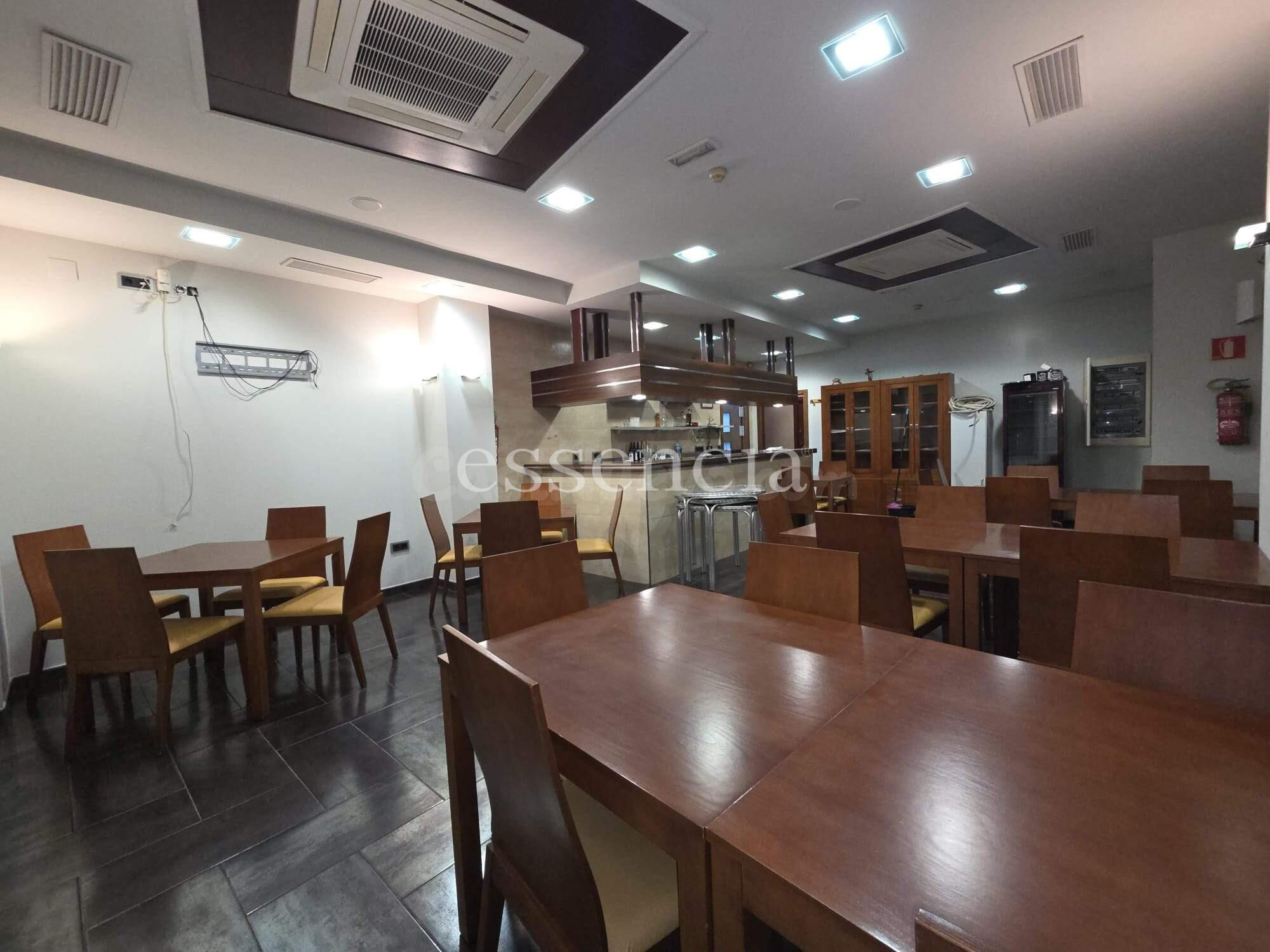 ️ ALQUILER DE RESTAURANTE EN 2ª LÍNEA DE PLAYA DE MIRAMAR - foto 5