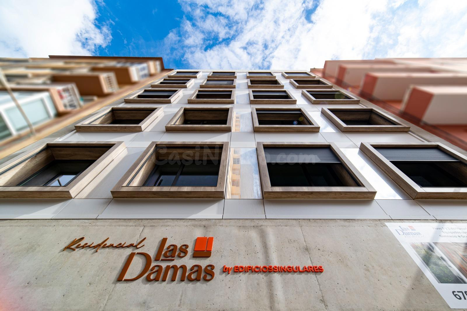APARTAMENTO SEMINUEVO - AMUEBLADO CON TRASTERO Y GIMNASIO - CERCA DE LAS CANTERAS