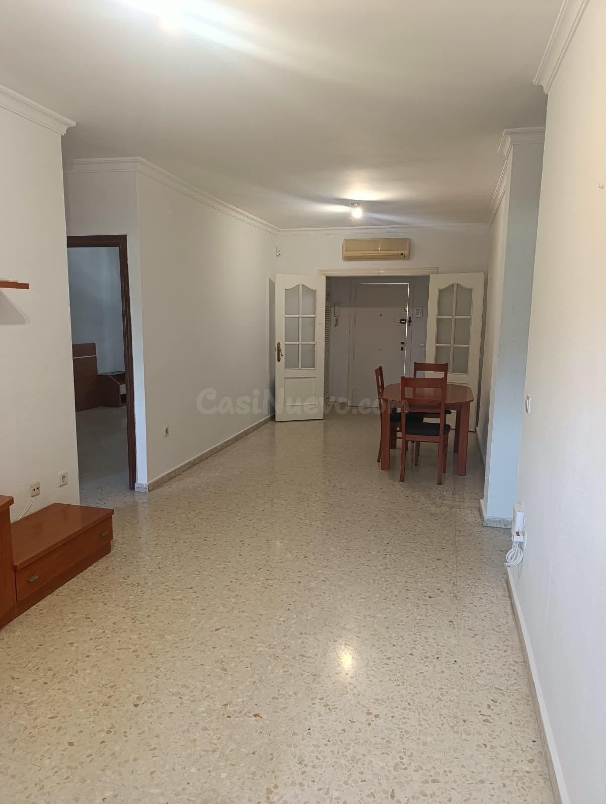 LUMINOSO PISO EN LA MILAGROSA DE 3 DORMITORIOS - foto 3