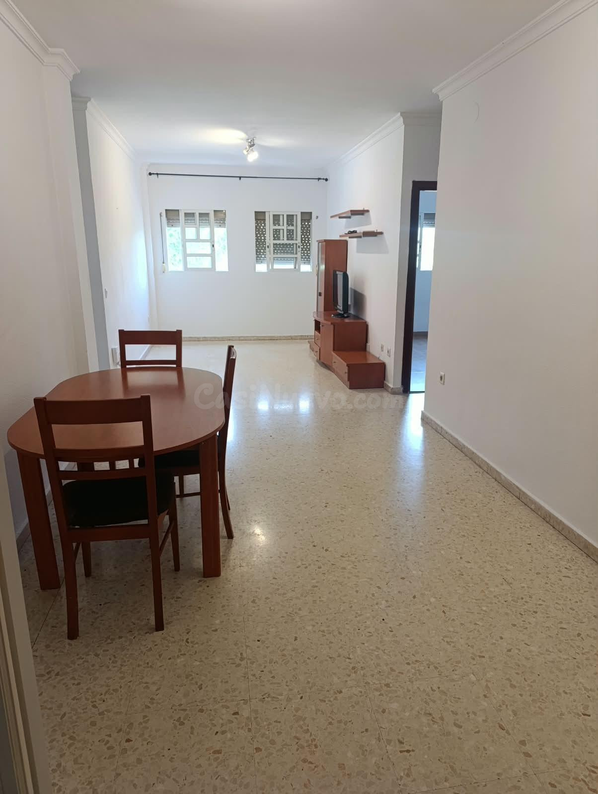 LUMINOSO PISO EN LA MILAGROSA DE 3 DORMITORIOS - foto 4
