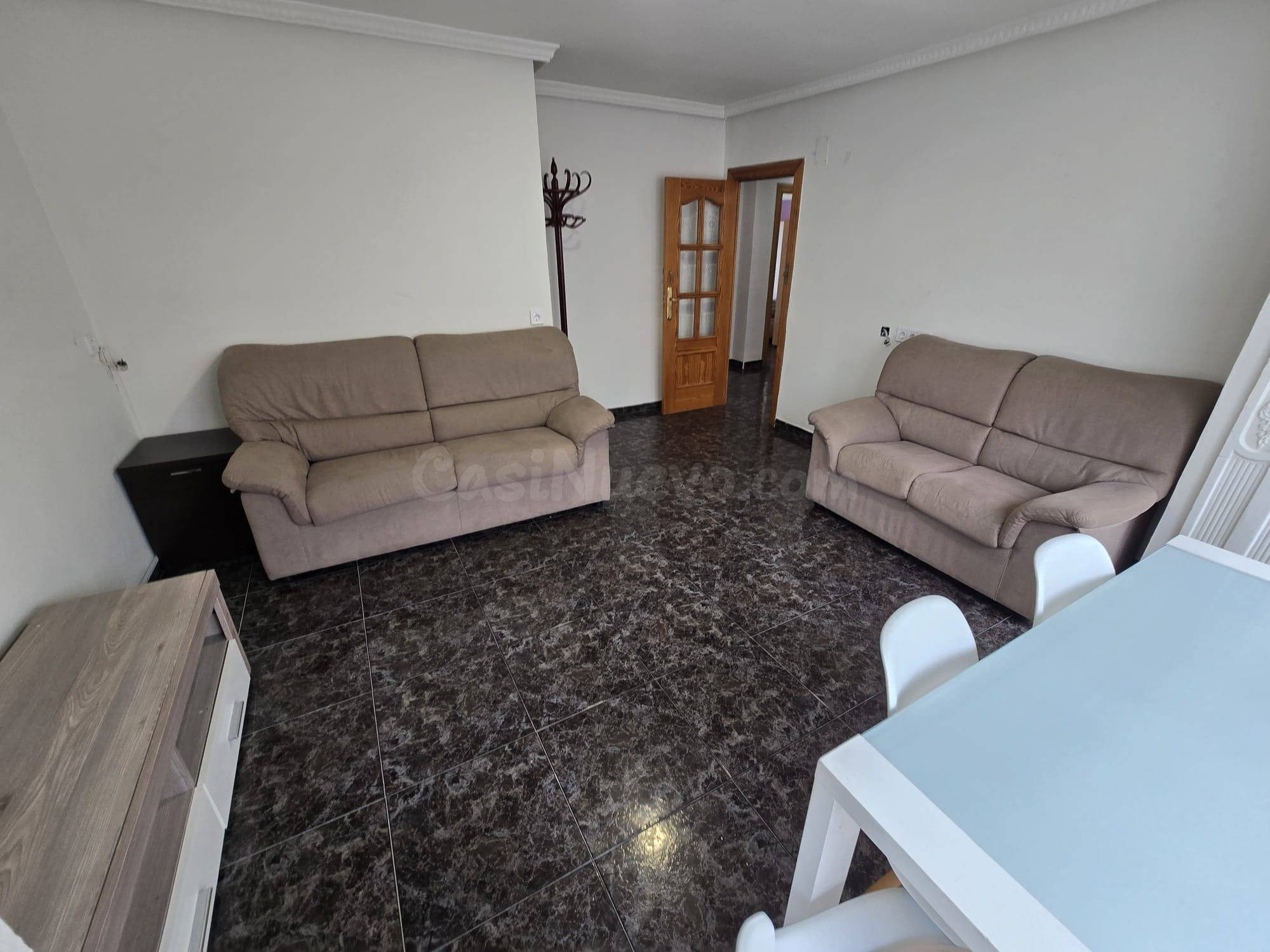 Acogedor piso en venta en Colonia Requena