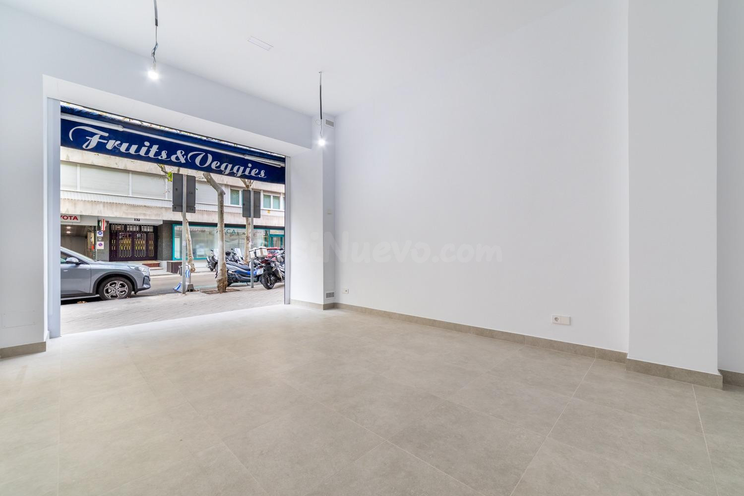 LOCAL COMERCIAL REFORMADO EN CALLE EDGAR NEVILLE - foto 2