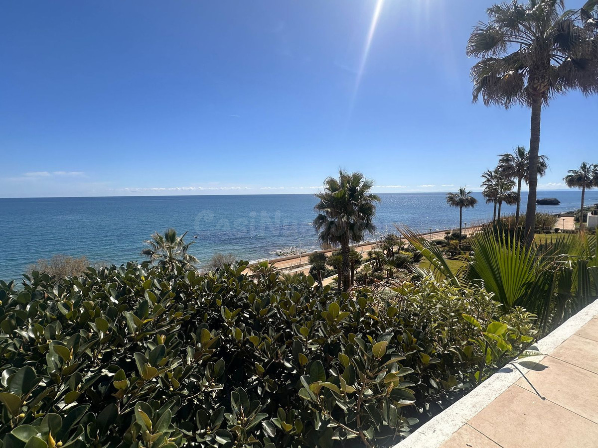 Apartamento 2 habitaciones 115m² en venta - Estepona Golf