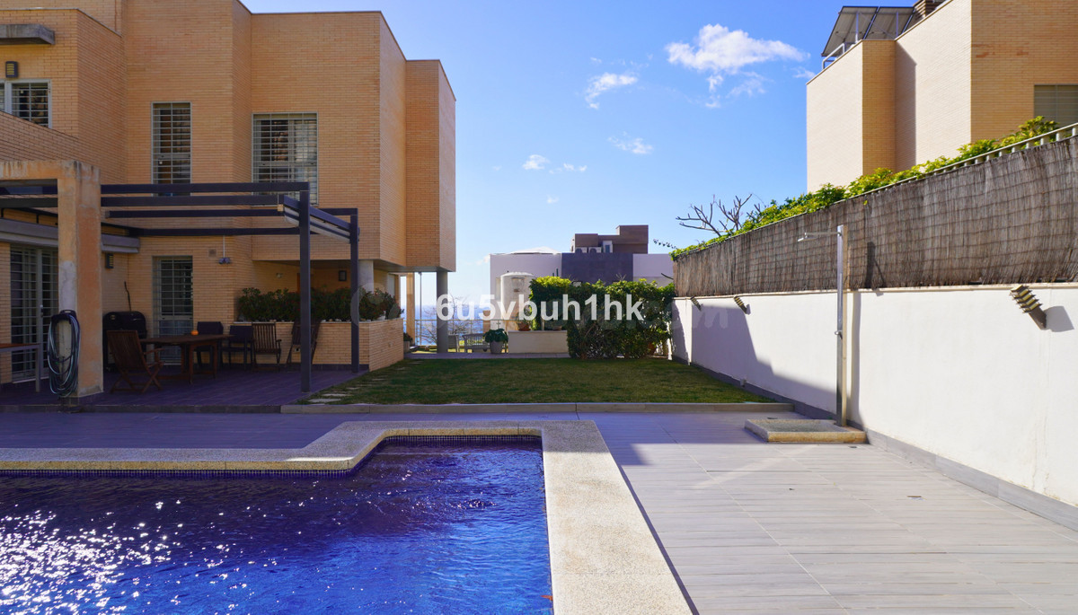 Adosado 5 habitaciones 297m² en venta - Marbella