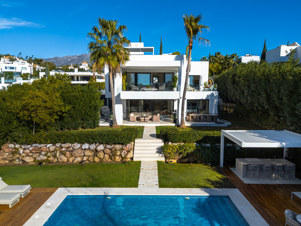 Chalet 6 habitaciones 552m² en venta - Marbella