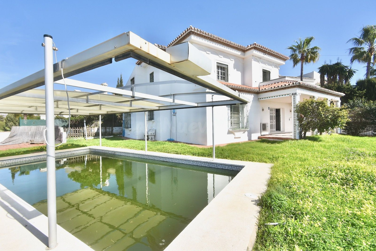 Chalet 5 habitaciones 337m² en venta - Riviera del sol