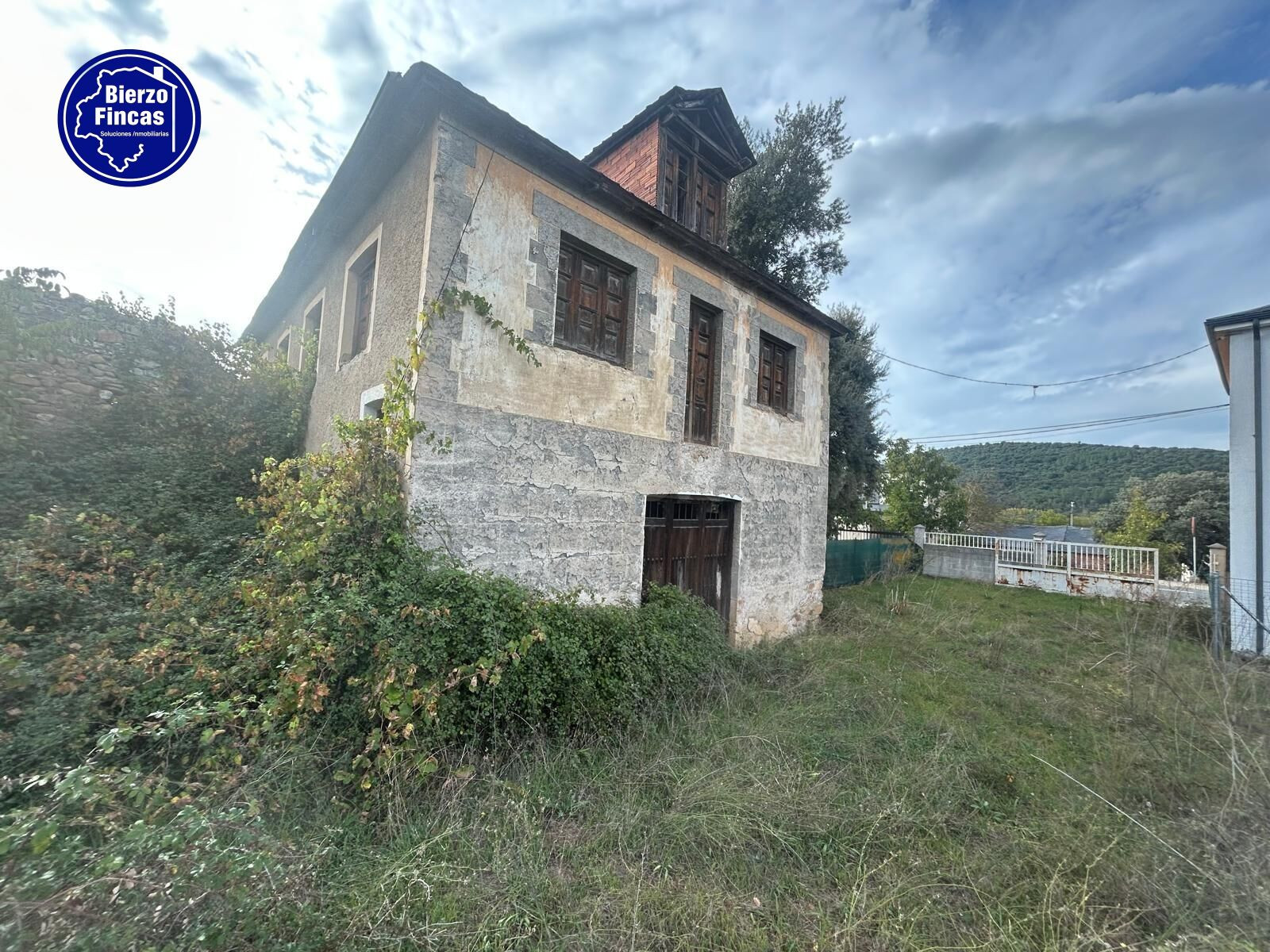 SE VENDE CASA PARA REFORMAR EN CARUCEDO - foto 3