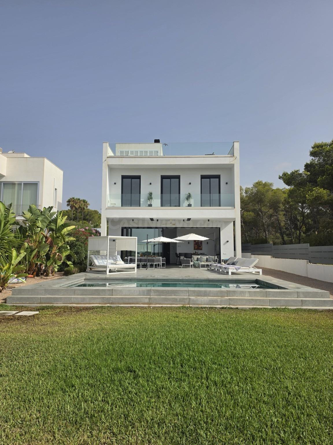Villa moderna con piscina privada y vistas al mar en Vallgor - foto 3