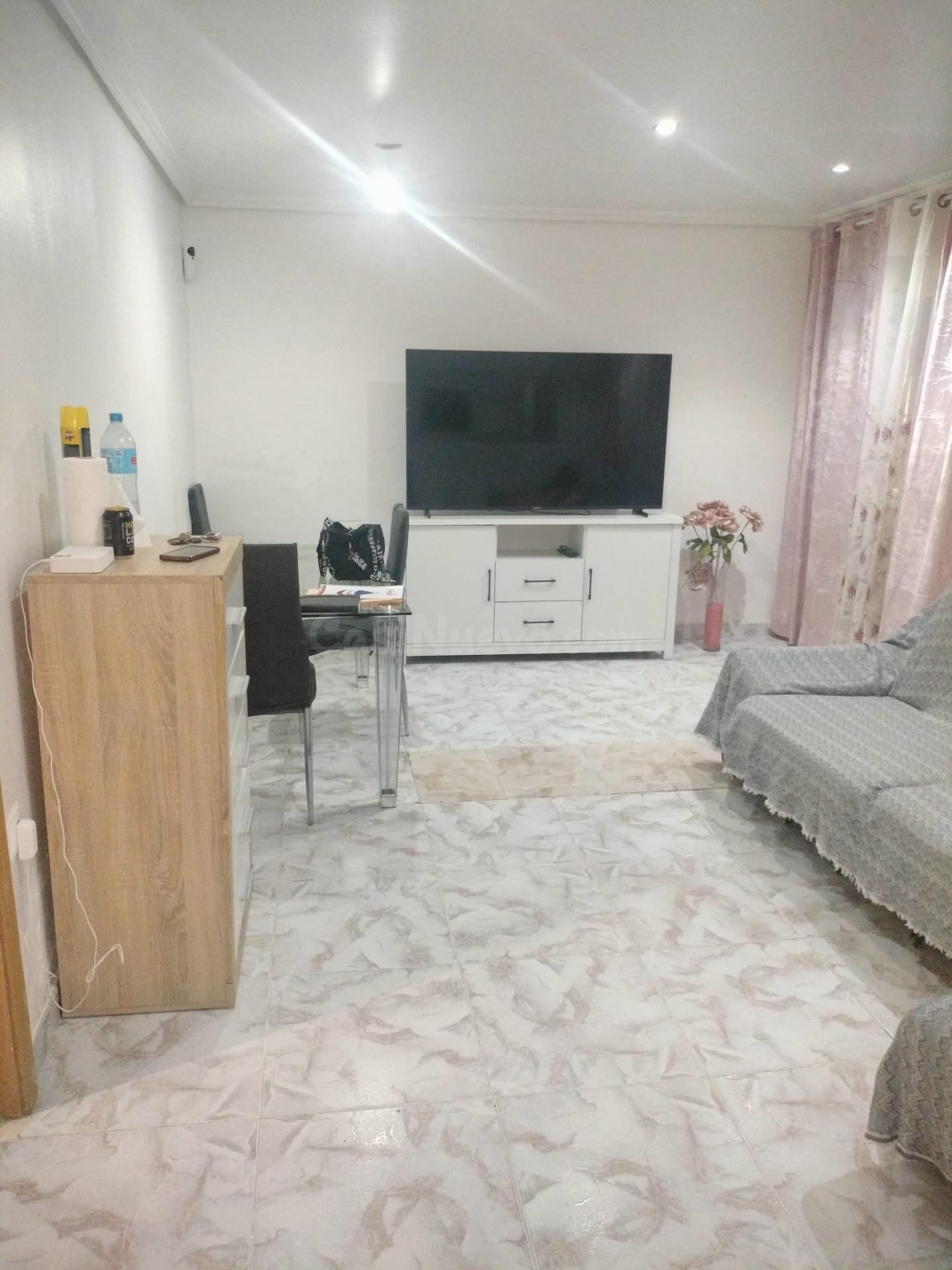 OCASION - PISO PARA REFORMAR DE DOS DORMITORIOS CON GRAN PAT - foto 3