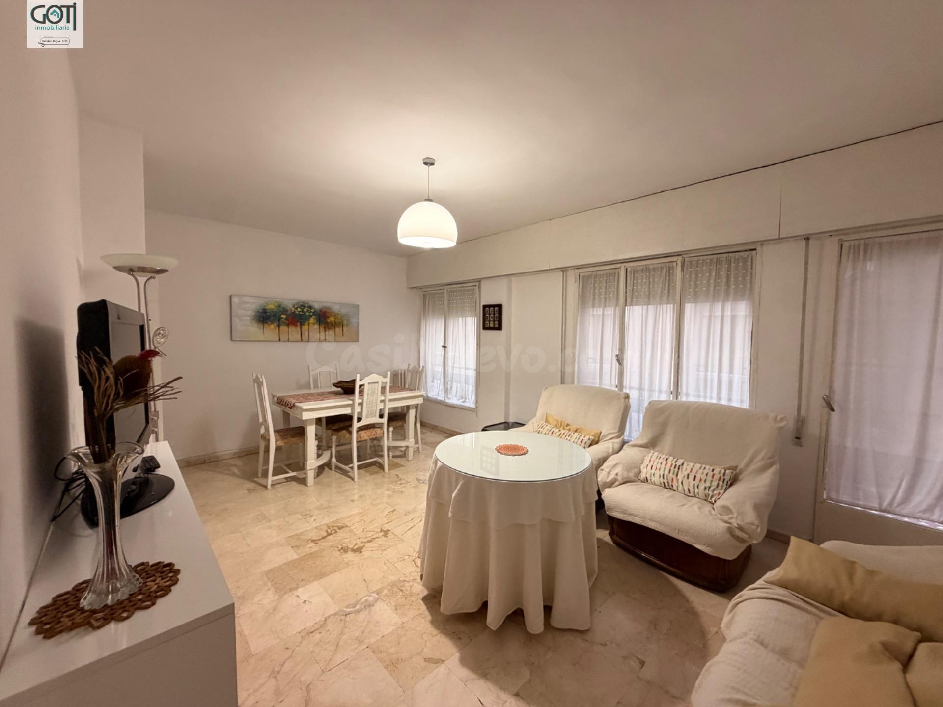 Amplio y Moderno Piso en el Corazón de Granada por €900