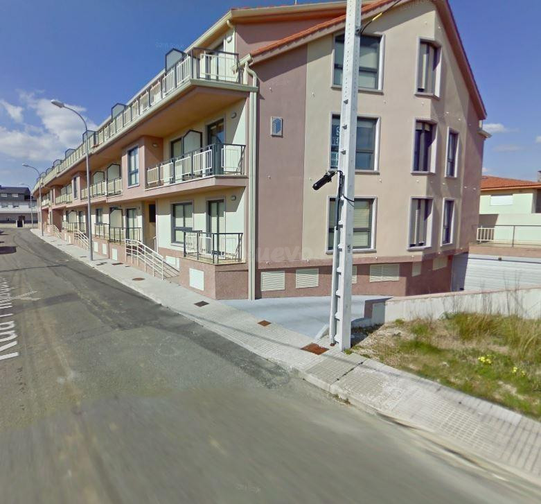 Plaza de garaje para alquiler o venta en la Rúa Pinisqueira  - foto 2