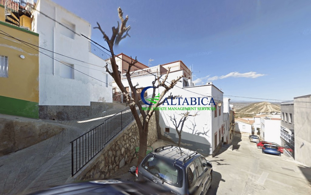 Casa-Chalet en Venta en Huecija Almería - foto 2