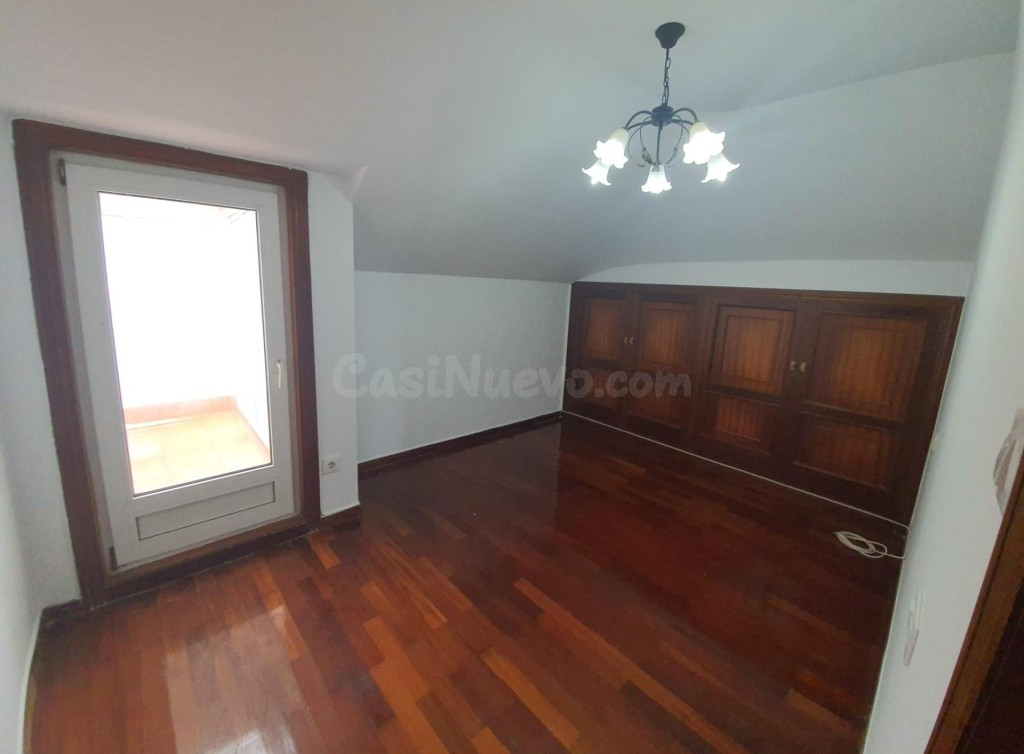 SE VENDE ÁTICO CON VISTAS AL MAR EN BAIO - PONTEVEDRA - foto 4