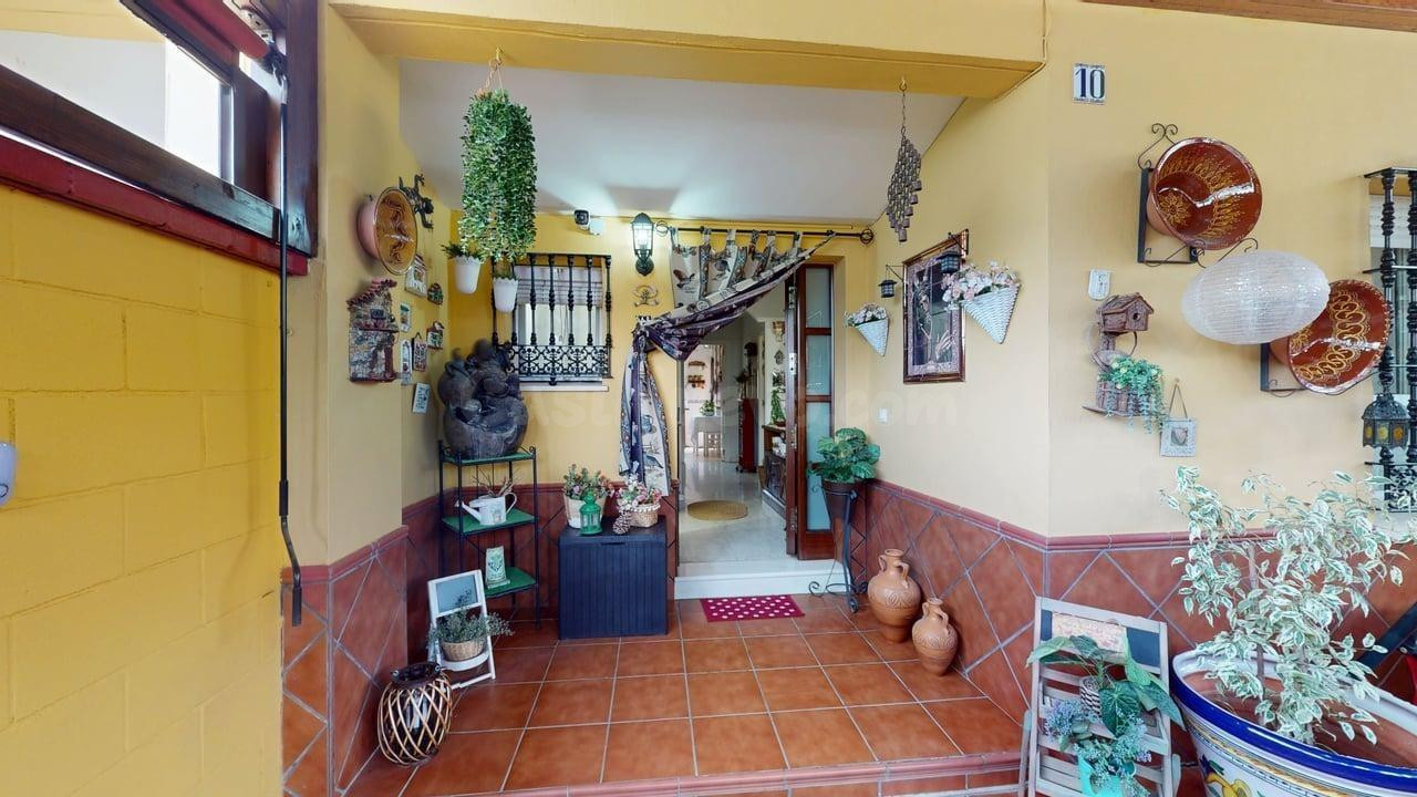 UNA CASA PARA DISFRUTARLA DESDE EL PRIMER DÍA EN BENACAZÓN - foto 2