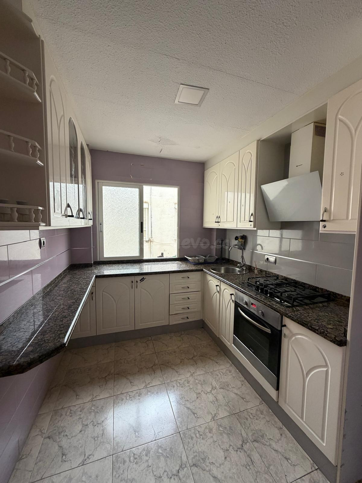 VENTA DE AMPLIA VIVIENDA PARA ENTRAR A VIVIR ZONA SAN JUAN PUEBLO