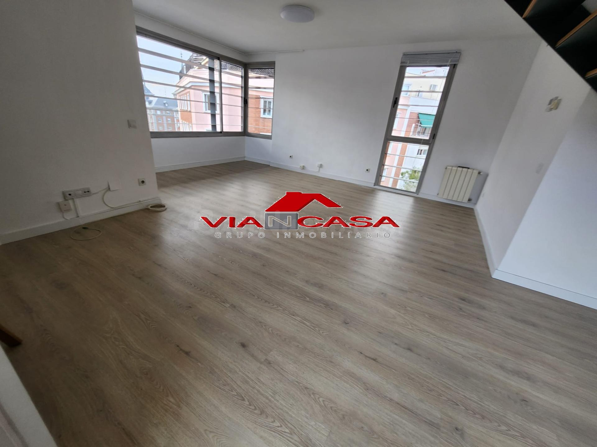Alquiler de piso en Chamberi en Terraza, 3 habitaciones,