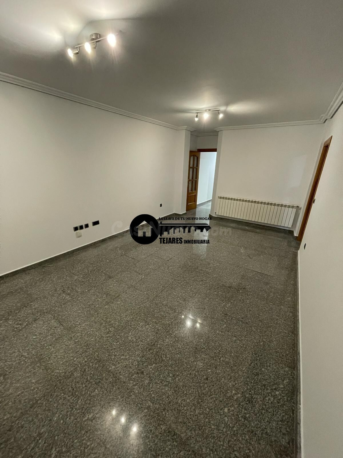 INMOBILIARIA TEJARES ALQUILA PISO ZONA CENTRO-TEJARES